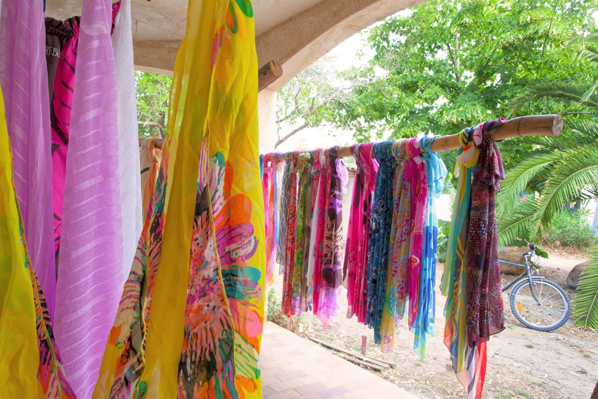 Mini-market del campeggio Bagheera - Campeggio naturista 4 stelle a sud di Bastia