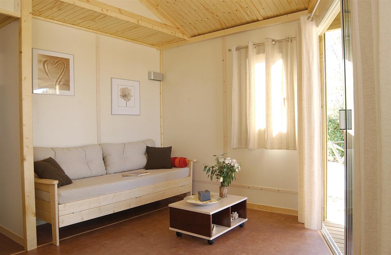 Noleggio di chalet in una zona naturista in Corsica selvaggia e naturale
