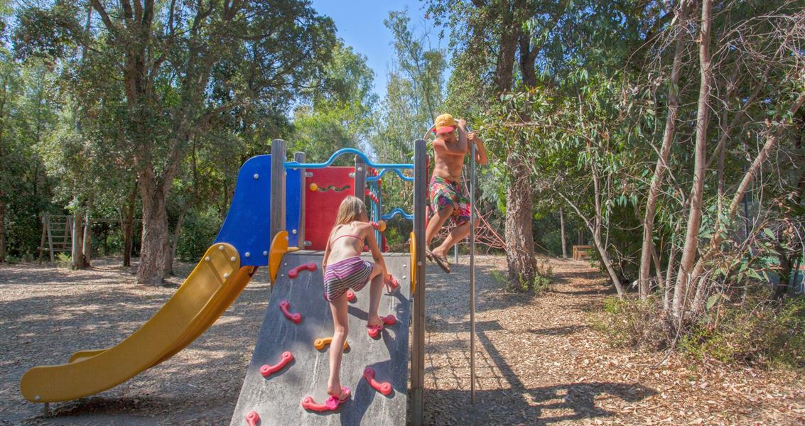 Area giochi campeggio naturista 4 stelle tra Bastia e Porto Vecchio