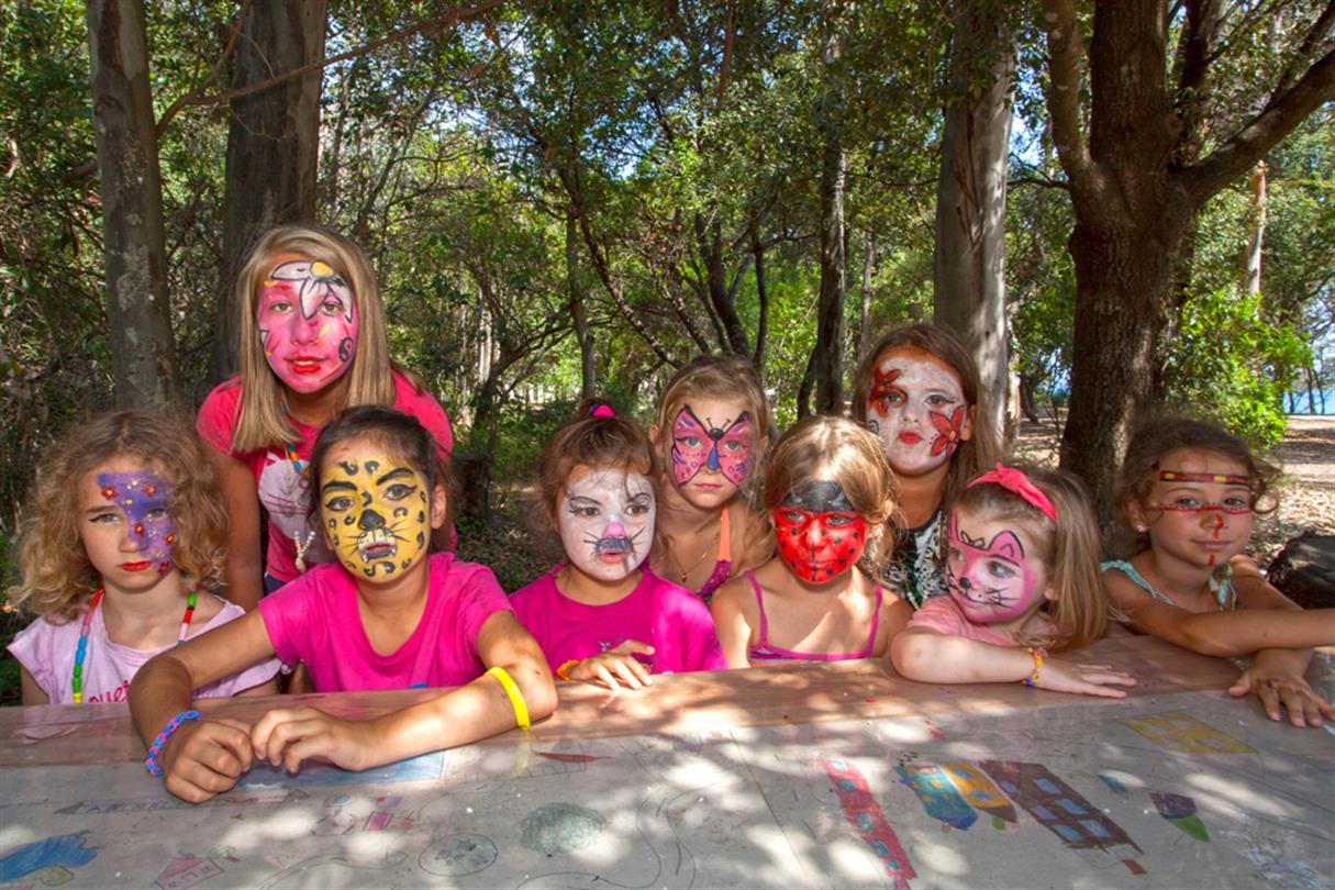 Miniclub per bambini, Bagheera, campeggio naturista 4 stelle in Corsica  