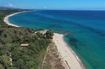 Affitto vacanze naturiste 4 stelle a Bravone: caming, mini-villas, ville, chalet, lodge case mobili - Domaine de Bagheera Corsica