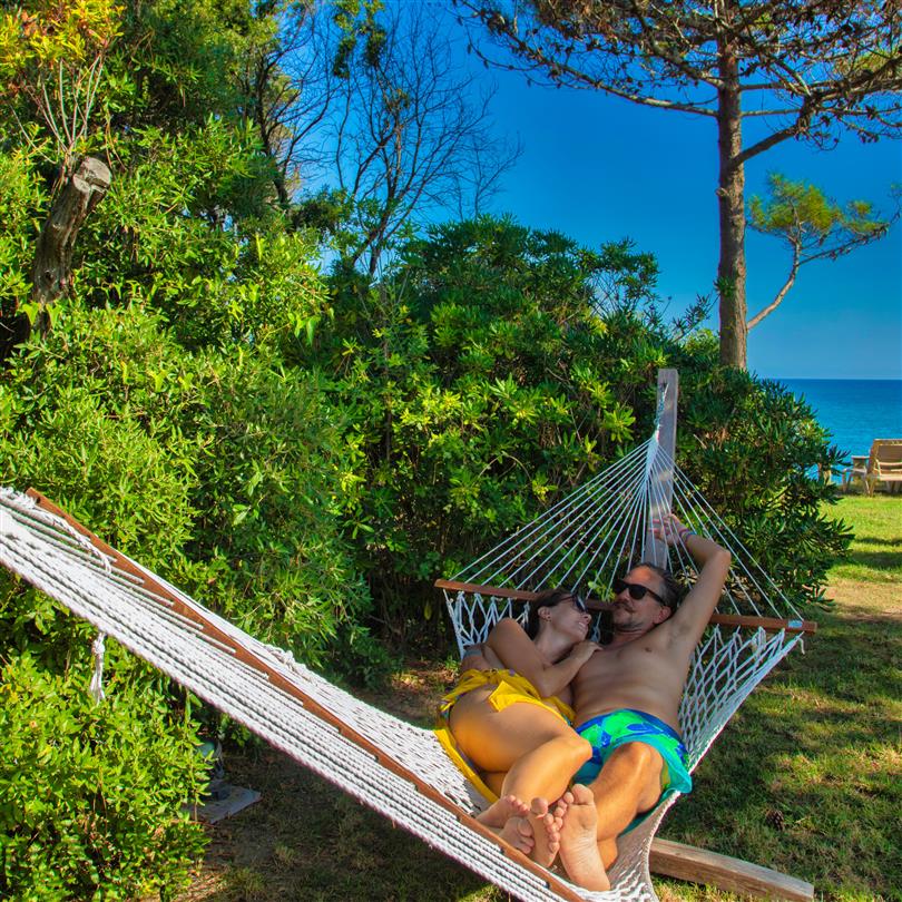 Affitto vacanze naturiste 4 stelle a Bravone: caming, mini-villas, ville, chalet, lodge case mobili - Domaine de Bagheera Corsica
